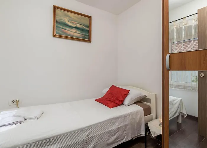 3 Bedroom Awesome In