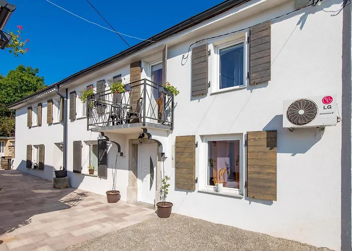 Dom wakacyjny 3 Bedroom Awesome In