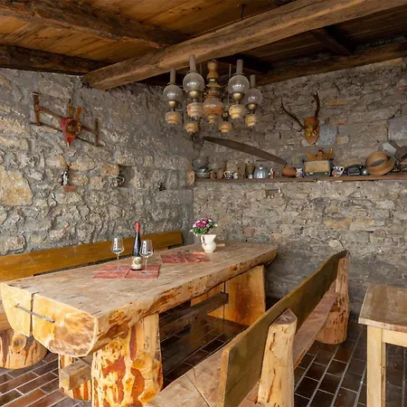 3 Bedroom Lovely In Ferienhaus