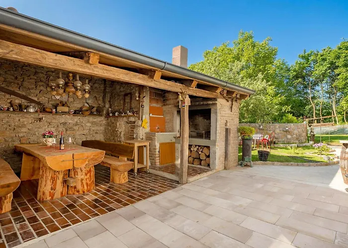 3 Bedroom Awesome In Feriehus